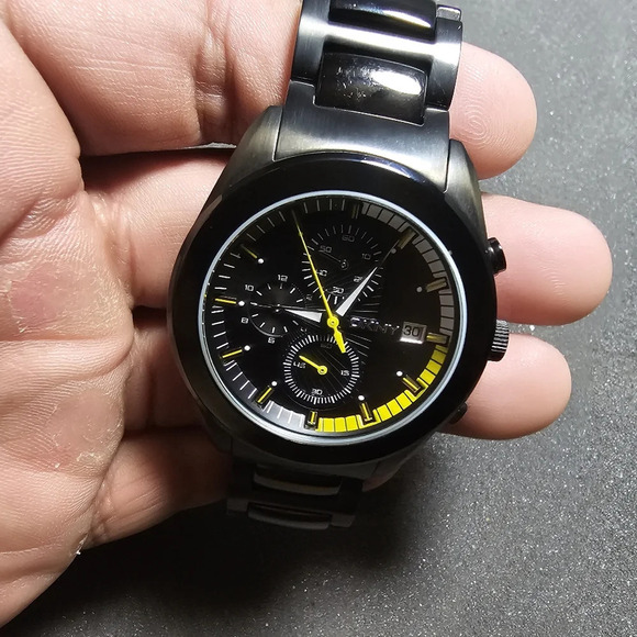DKNY NY1283 Men's Round Chronograph Watch Black Steel Bracelet Yellow Black Dial - Picture 9 of 10